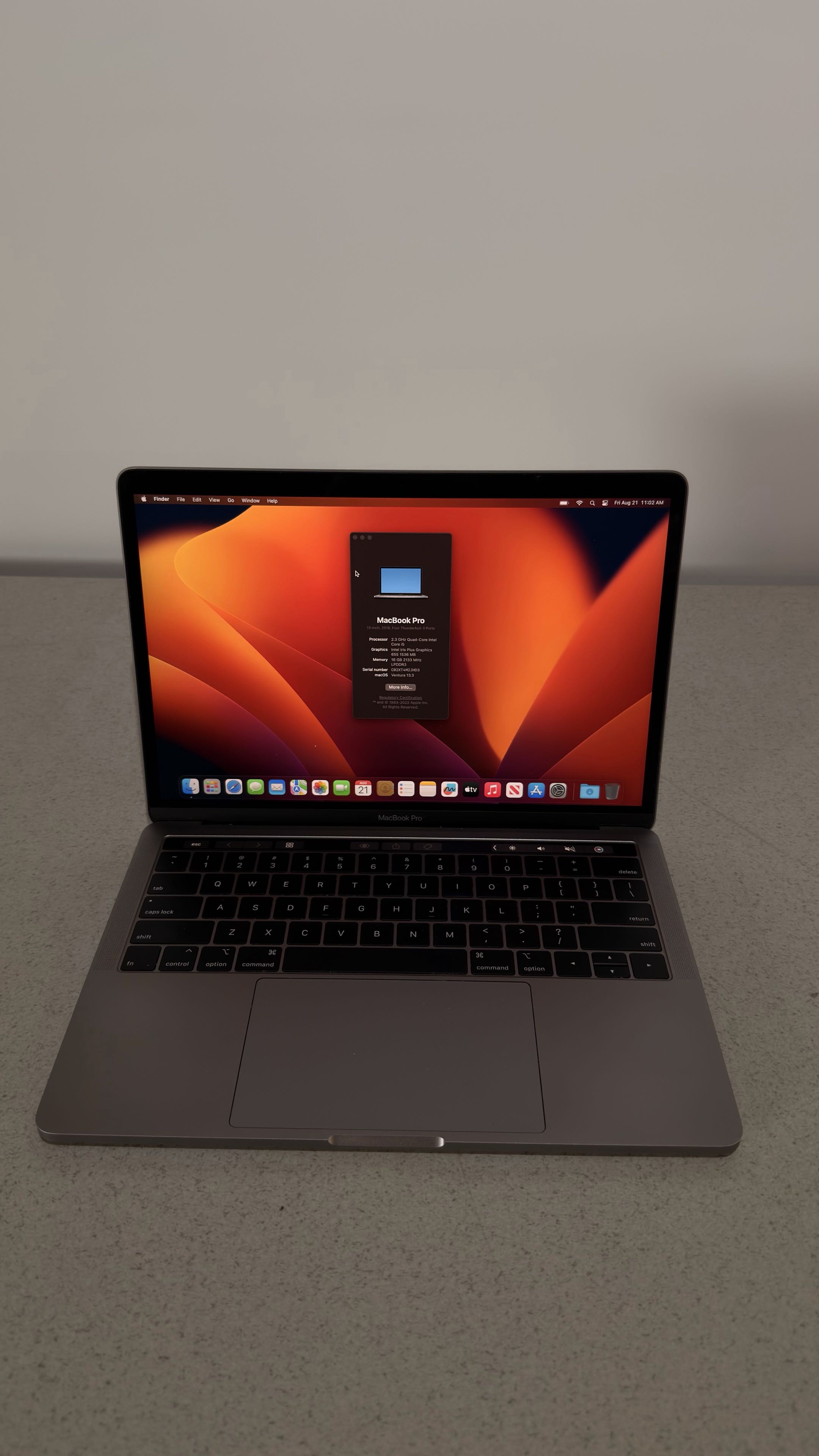 Macbook Pro A1989